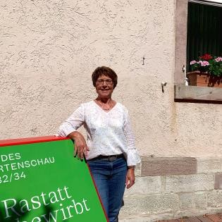 Portrait photo Daniela Schneider, head of the village Wintersdorf