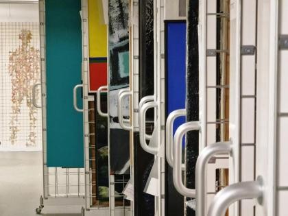 Blick ins Gemäldedepot der Städtischen Galerie Fruchthalle, Foto: Johanna Kätzel Blick ins Gemäldedepot der Städtischen Galerie Fruchthalle