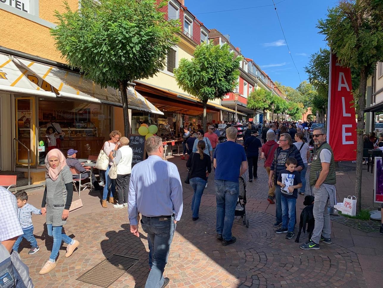 Einkaufsstraße Poststraße in Rastatt. Foto: Stadt Rastatt/Isabelle Joyon Reges Treiben in der Innenstadt