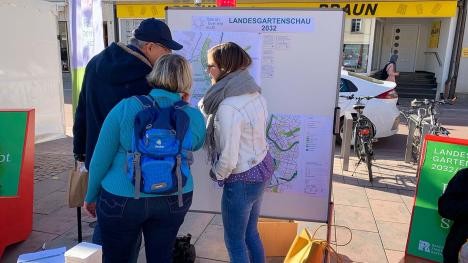 Stand d'information Ouverture de la Kaiserstraße supérieure pour la candidature à l'exposition horticole nationale 2019 Fo