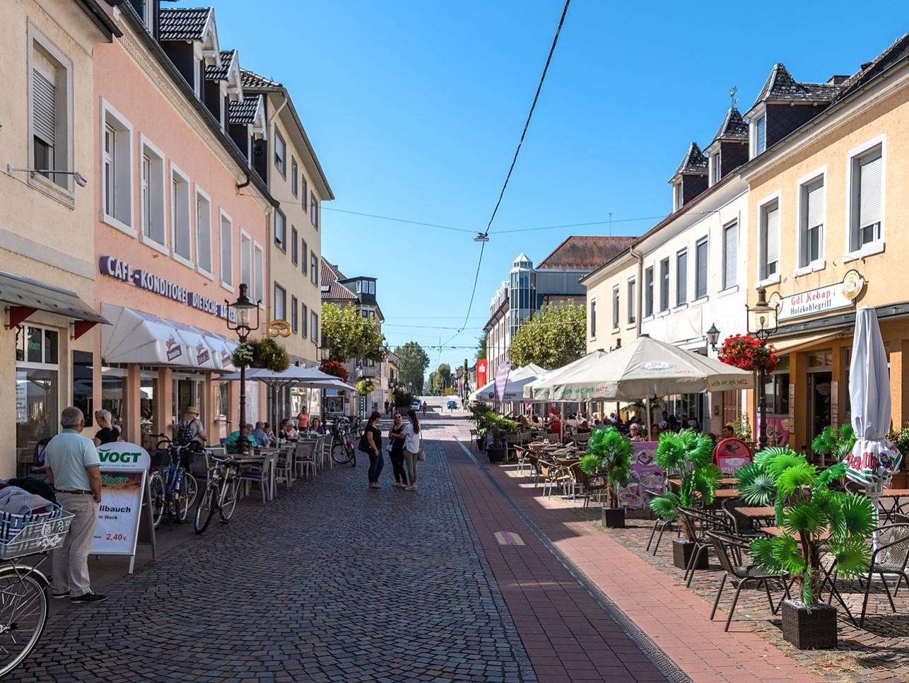Lebendige Rastatter Innenstadt. Foto: Joachim Gerstner Das Rastatter Stadtzentrum soll verstärkt belebt werden.