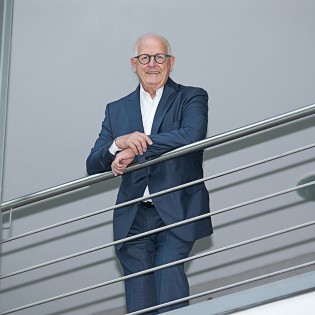Portrait photo Joachim Wohlfeil, President Chamber of Crafts Karlsruhe