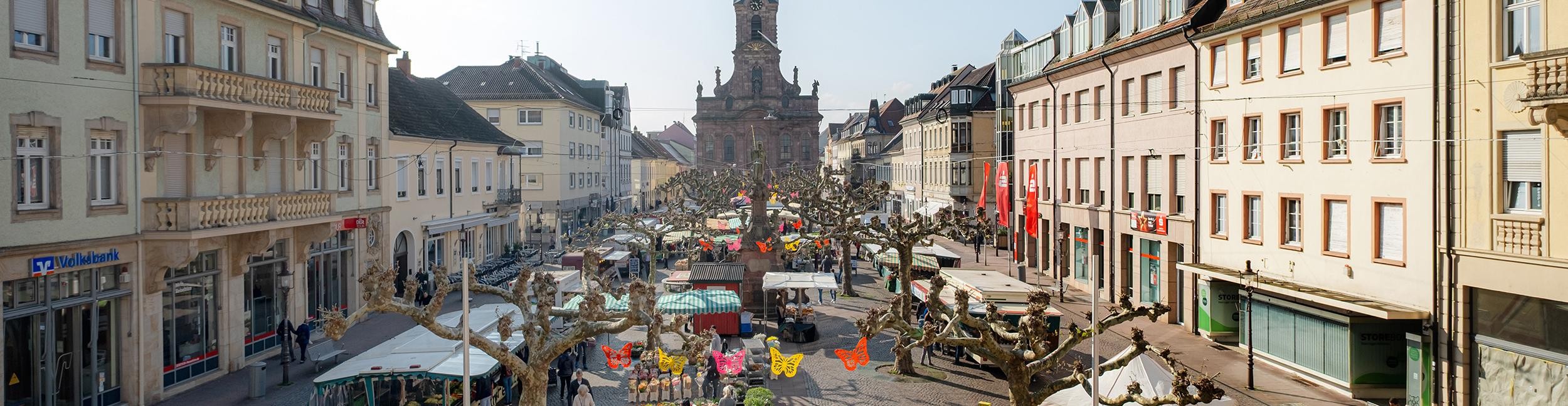 Wochenmarkt in Rastatt. Foto: Oliver Hurst Wochenmarkt in Rastatt