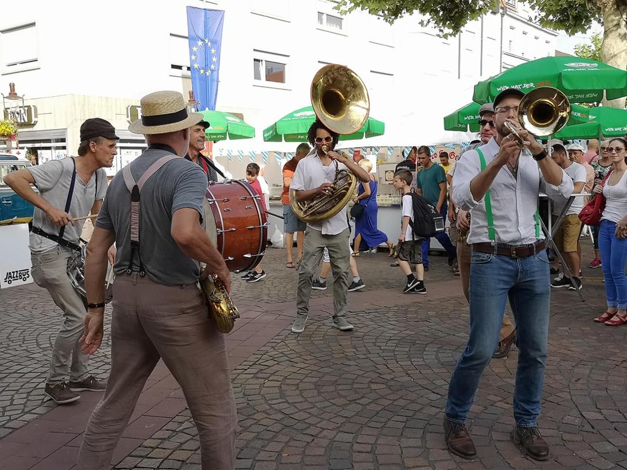 Des musiciens à la fête de la ville de Rastatt