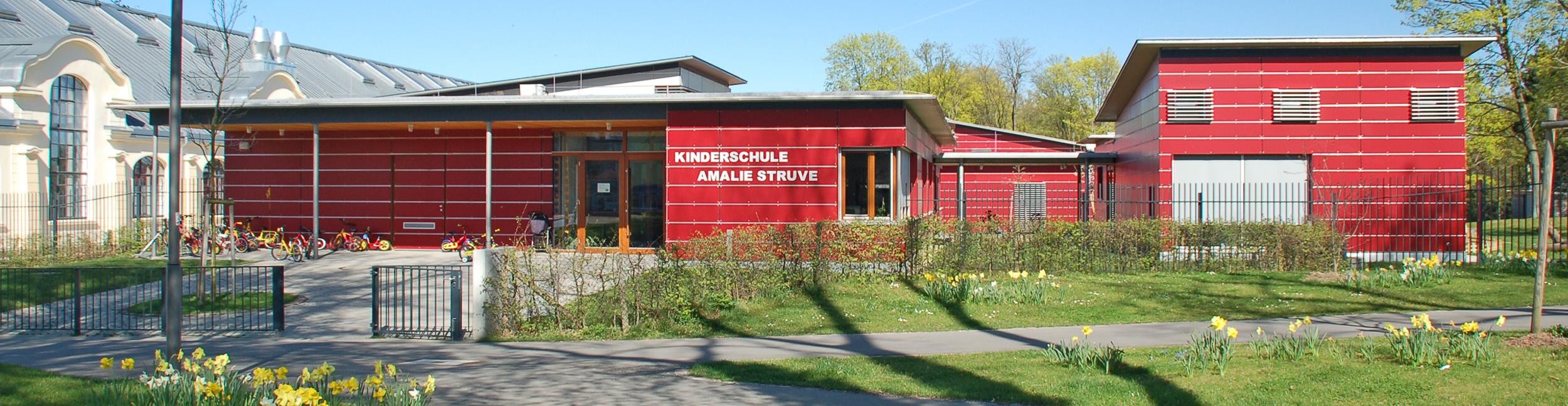 Foto: Nadine Daniel/Stadt Rastatt Kinderschule Amalie Struve. Außenaufnahme