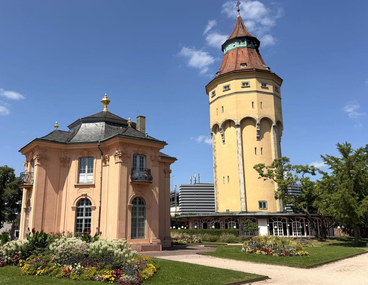 Das Café an der Pagodenburg eröffnet im September wieder temporär. Foto: Stadt Rastatt/Isabelle Swoch-Joyon Das Café an der Pagodenburg eröffnet im September wieder temporär.