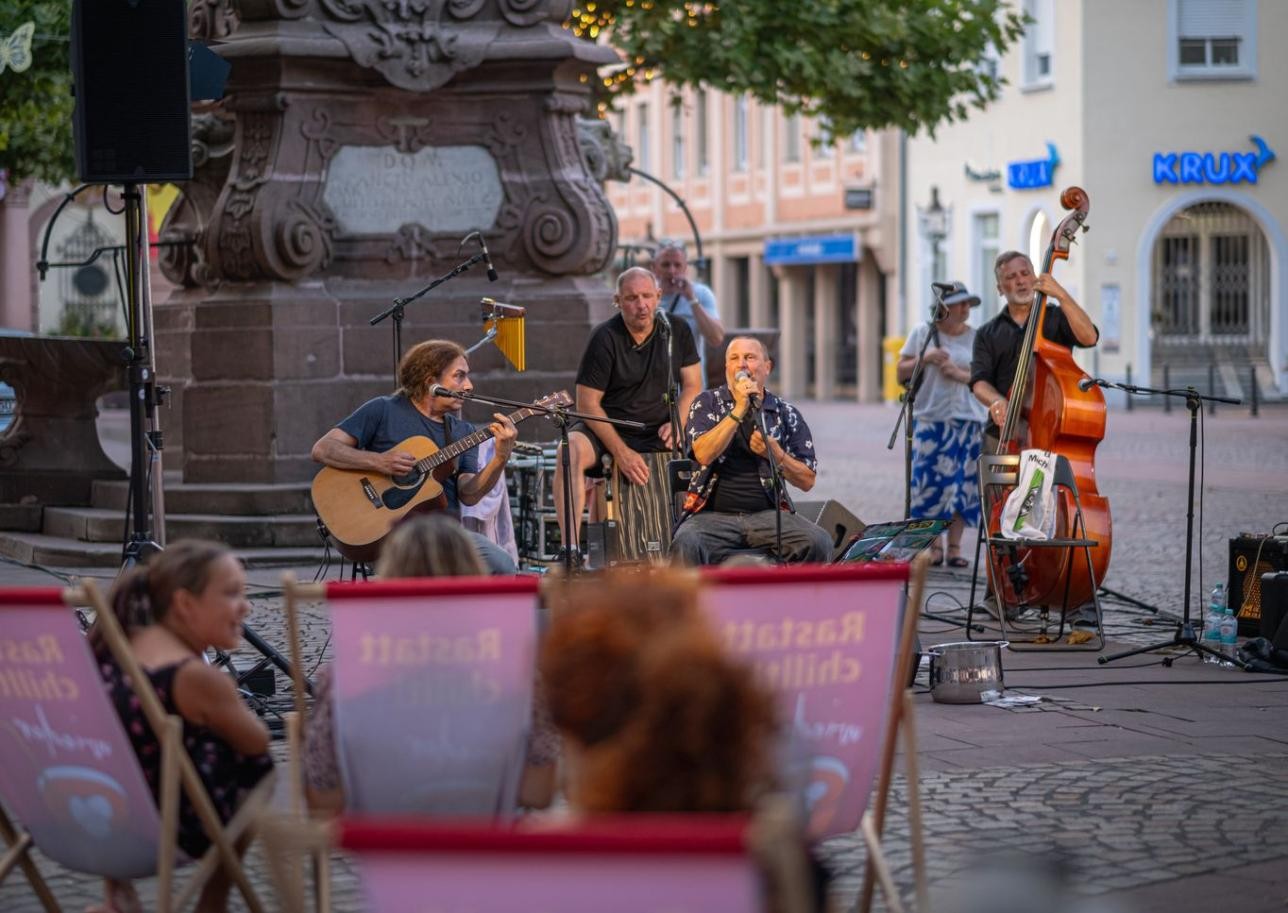 Am Donnerstag, 6. August, beginnen die Sommerkonzerte auf dem Rastatter Marktplatz mit der Band Cabanossi. Foto: Oliver Hurst Band Cabanossi