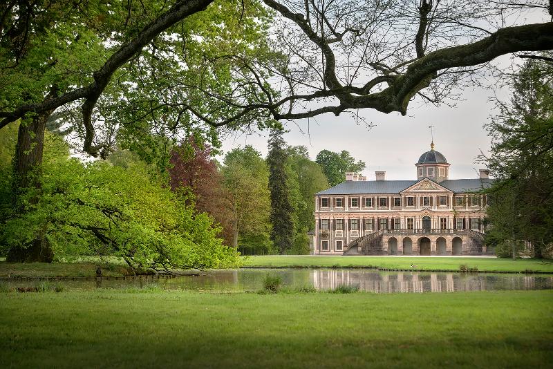 Schloss Favorite, Gartenansicht
